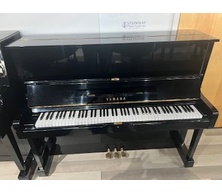 Yamaha U1 Ebony Polish