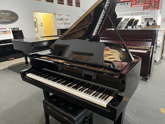 Yamaha C3 Ebony Polish